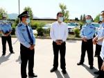 矫增兵深入商州丹凤检查监管场所疫情防控工作慰问一线民警